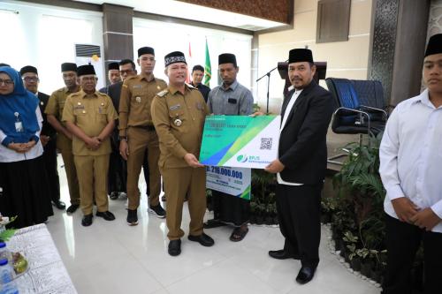 1.500 Santri Aceh Utara Terima Bantuan Tunai, Total Rp1,5 Miliar
