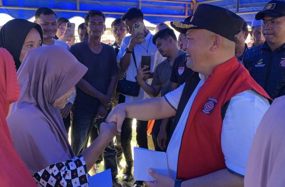 Editorial: Ketika Angin Datang, Negara Jangan Pergi